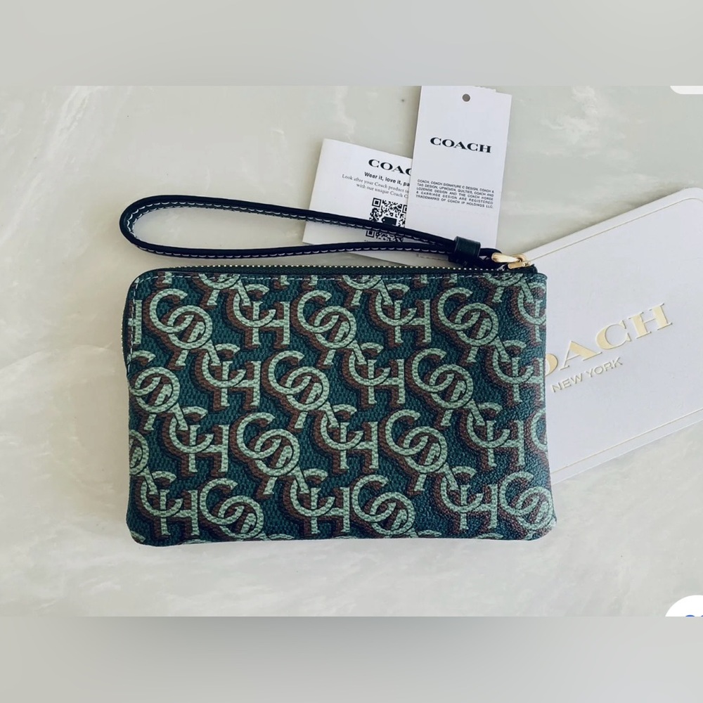 🔥NWT🔥 Coach Signature Green 2 Piece Backpack & Wristlet🔥 - Picture 7 of 9